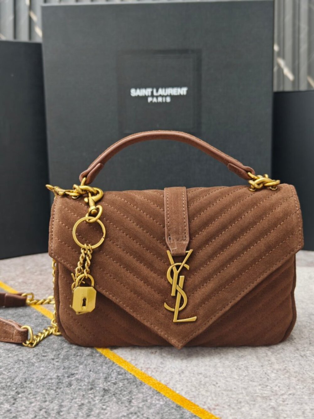 Yves Saint Laurent  chain bag